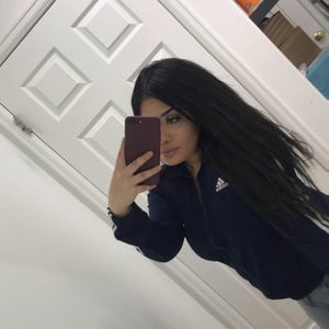 Meet your Posher, Dani